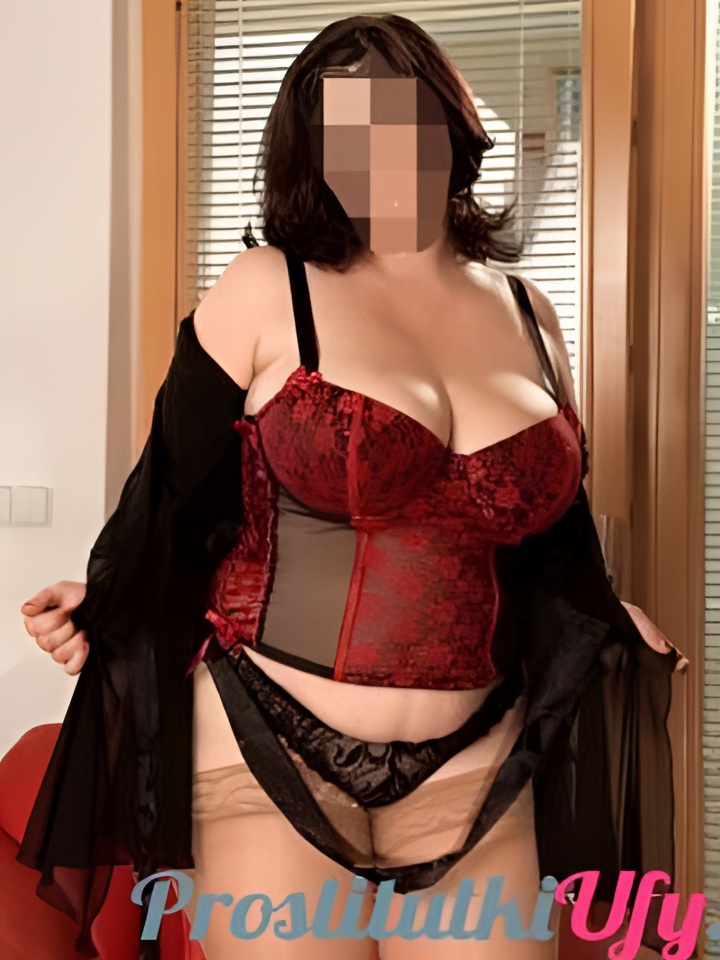 Индивидуалка Мадина, доступна для личного знакомства от 3000 руб