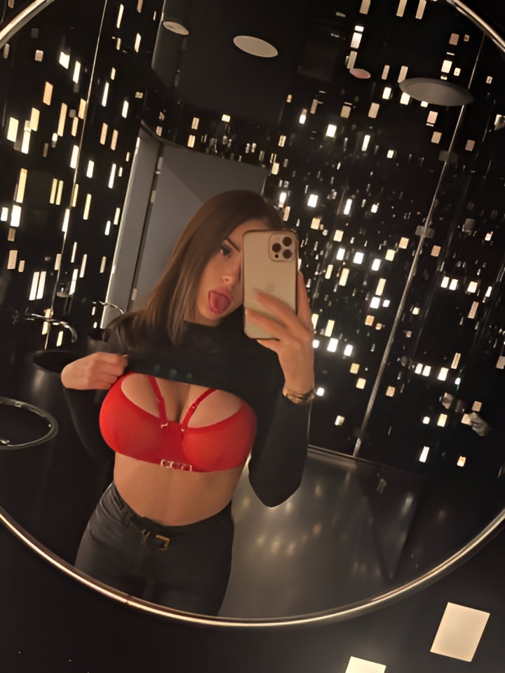 Снежана привлекательная девушка из Армавира цена от 5000 руб