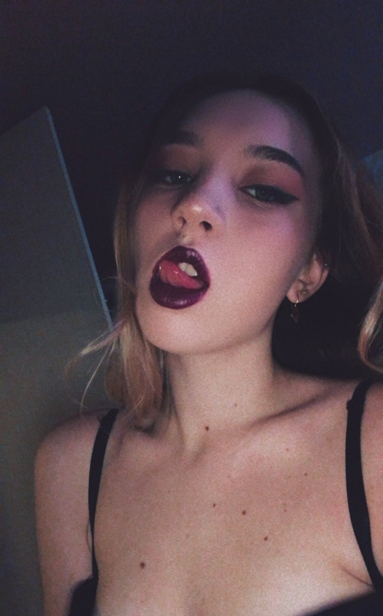 Инга привлекательная девушка из Армавира цена от 3500 руб